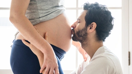 ¿Quiénes no deben besar a un recién nacido  y por qué?