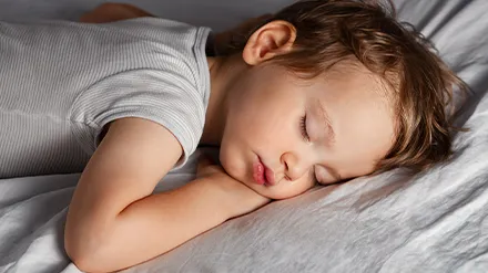 ¿Cuánto duerme un bebé en sus primeros meses de vida?