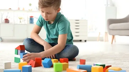 Desarrollo neurológico infantil:  etapas clave y señales de alerta